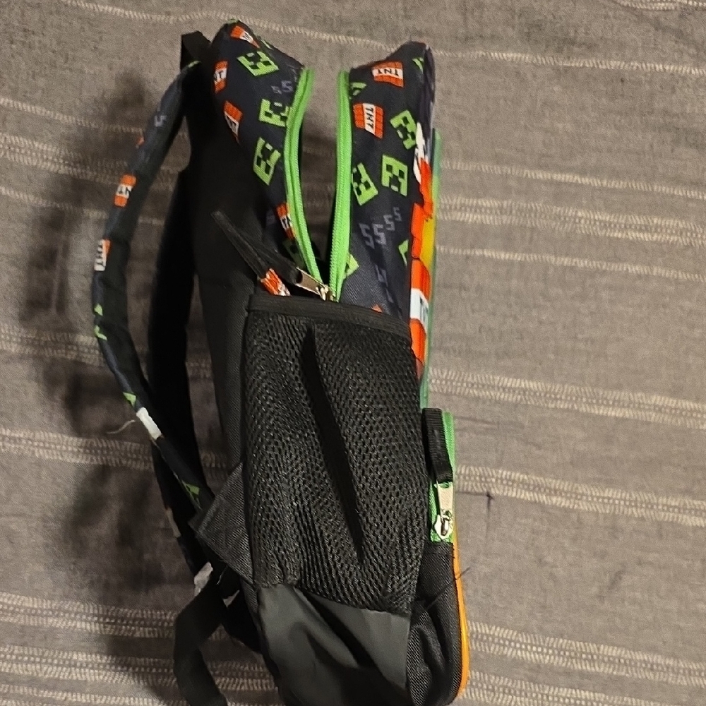 Minecraft Light Up Creeper Backpack - image 4